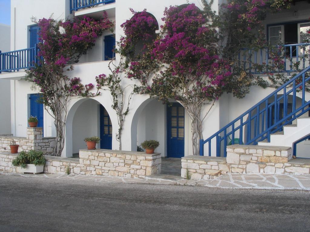 Hotel Bocamviglies By The Sea Nausa Zewnętrze zdjęcie
